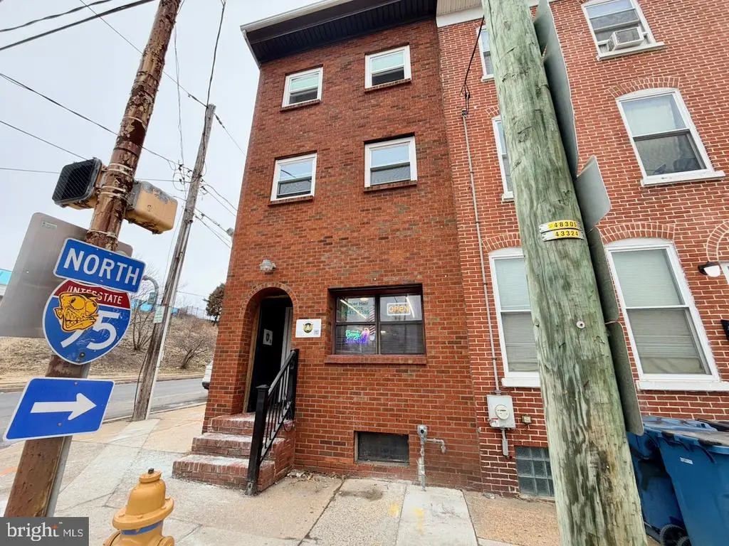 837 W 4th St, Wilmington