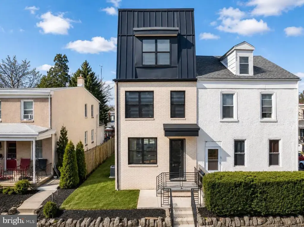268 Dupont St, PHILADELPHIA