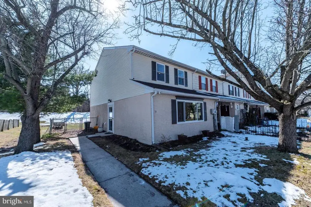 54 Ivy Ct, QUAKERTOWN