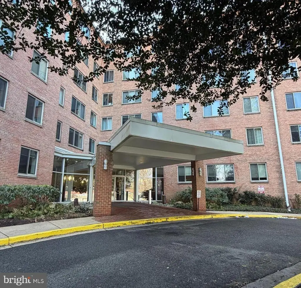 3000 Spout Run Pkwy #b311, ARLINGTON