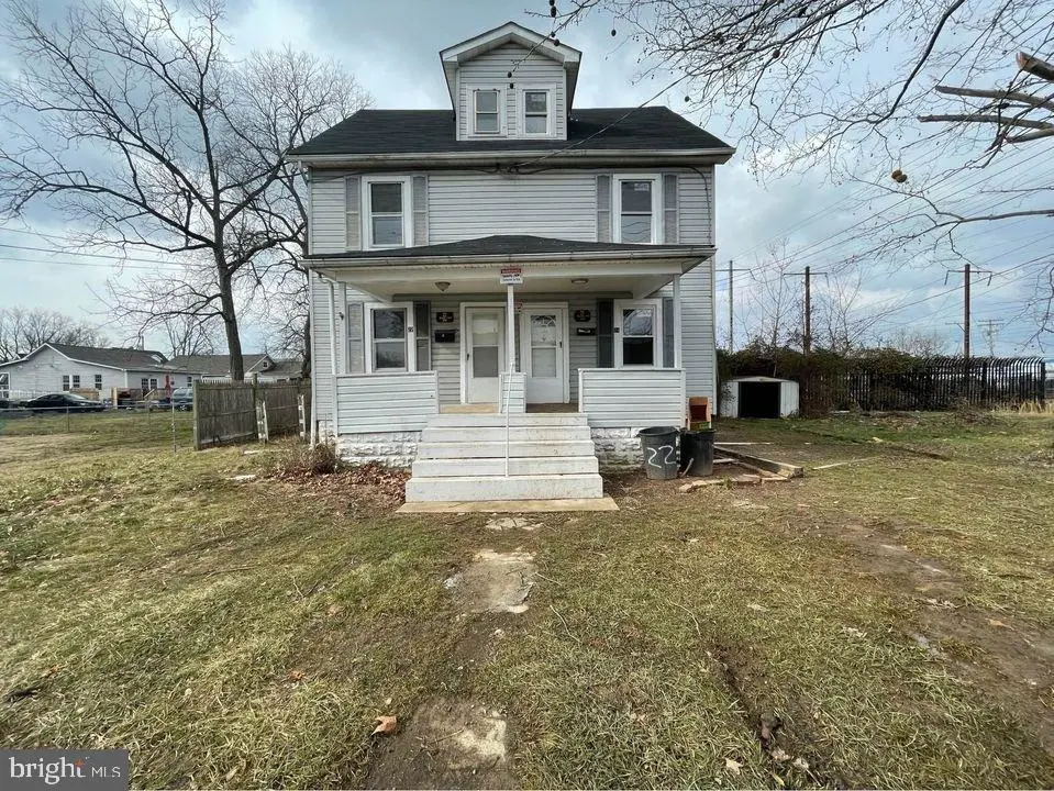 24 Harrison Ave N, Middle River