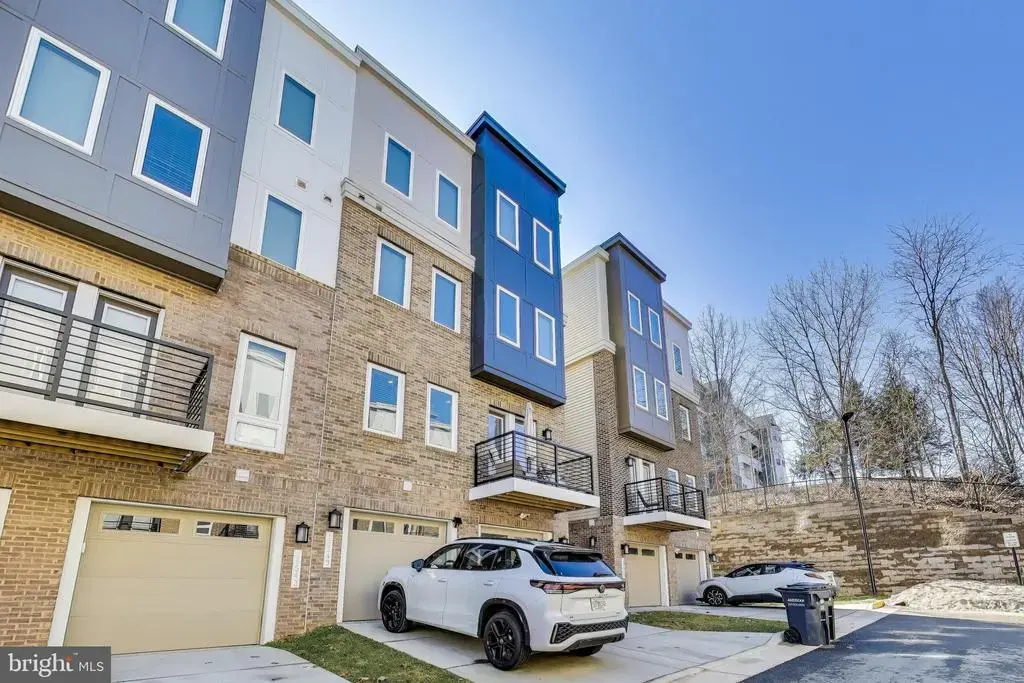 15547 Smoke Box Way, WOODBRIDGE