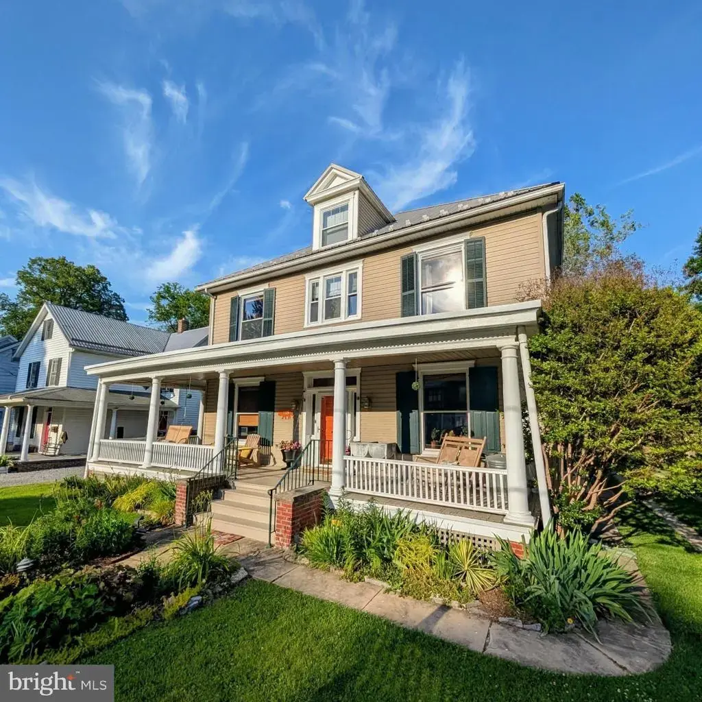 105 Linden Ave, MERCERSBURG