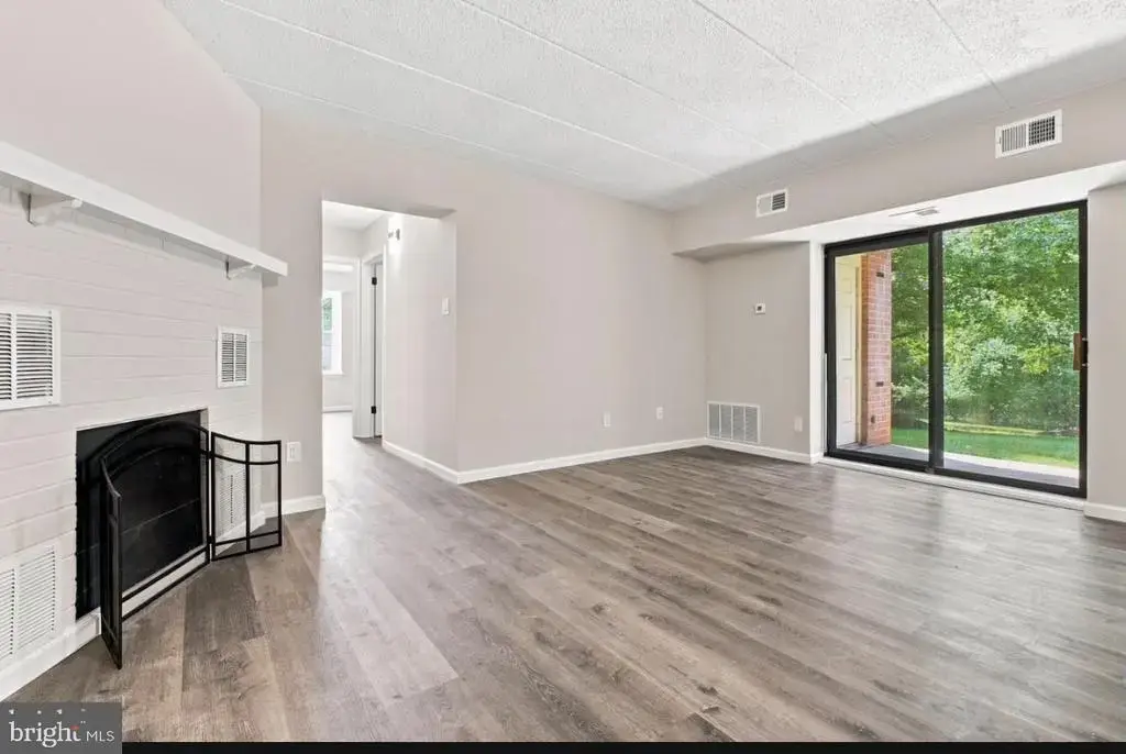 613 Washington Pl #13, CHESTERBROOK