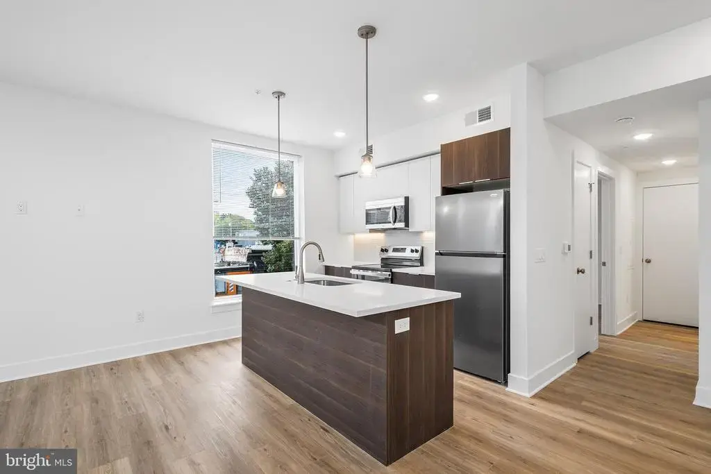 4324 Lancaster Ave #402, PHILADELPHIA
