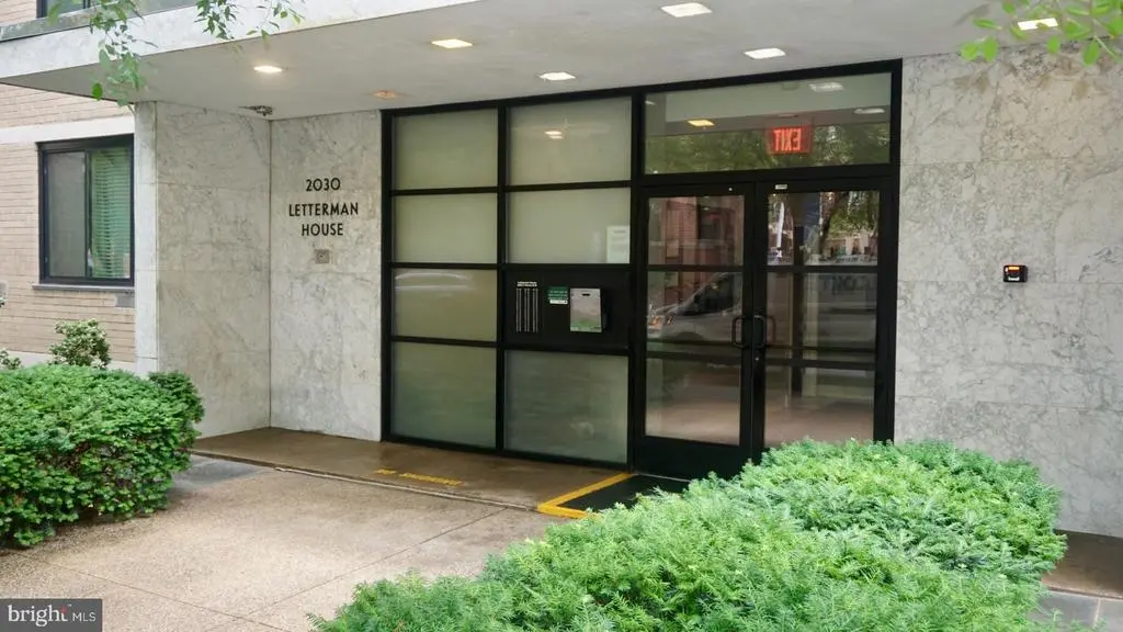 2030 Nw F St Nw #211, Washington