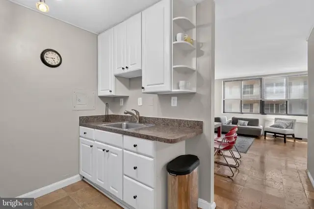 2030 Nw F St Nw #211, Washington