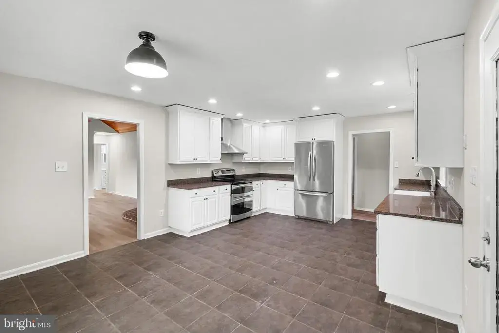 43118 Evans Pond Rd, LEESBURG
