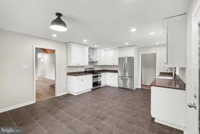 43118 Evans Pond Rd, Leesburg