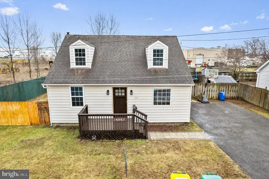 29 3rd St, MORRISVILLE