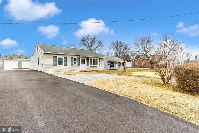 502 Military Rd, Frederick