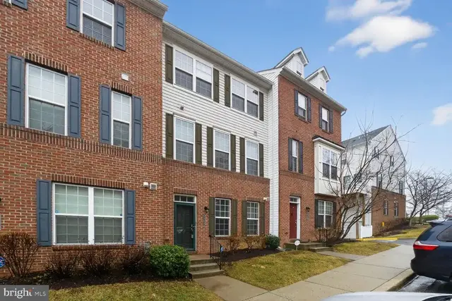 3565 Woodlake Dr #4, Silver Spring