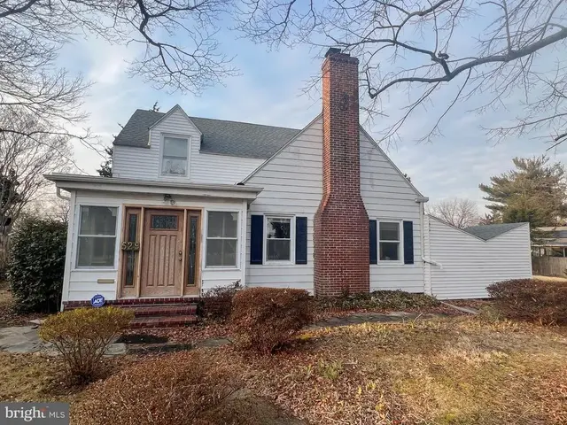 529 Greenhill Rd, Dover