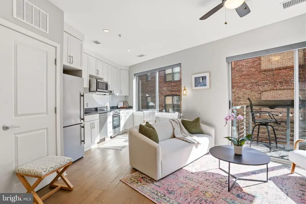 2550 17th St Nw #305, WASHINGTON