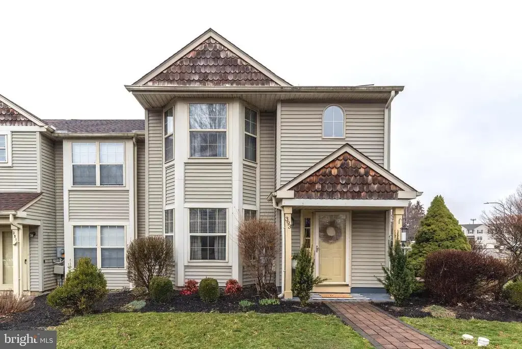 393 Kent Ln, PERKASIE