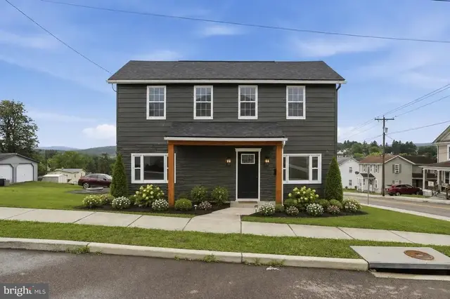 57 Washington St, Frostburg