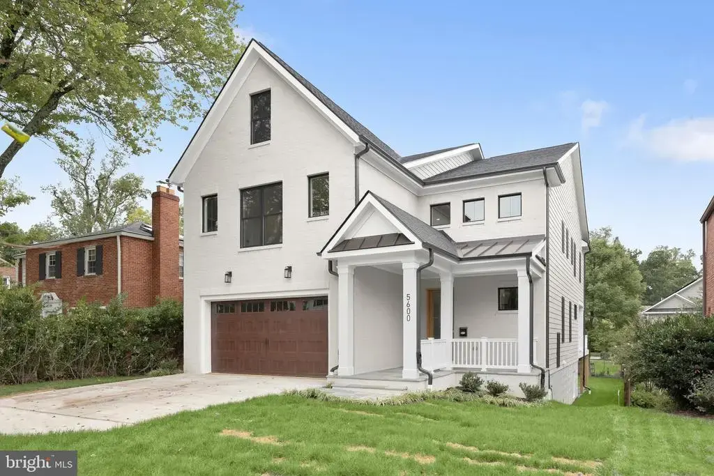 5600 Oakmont Ave, BETHESDA