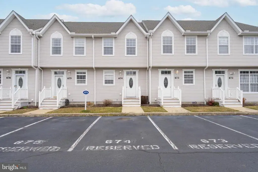 38478 Ocean Blvd #674, frankford
