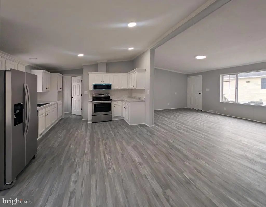 227 Poclain Rd, Aberdeen