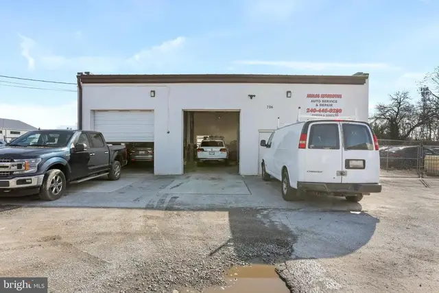 706 N East St, Frederick