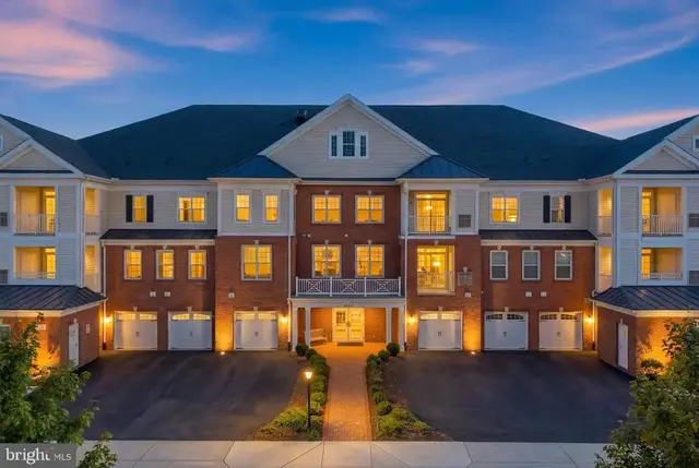 21007 Rocky Knoll Sq #205, Ashburn