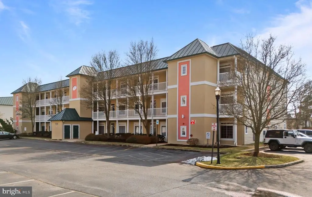 34297 Summerlyn Dr #502, LEWES