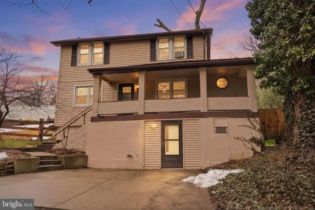 975 Woodvale Ave, LANGHORNE