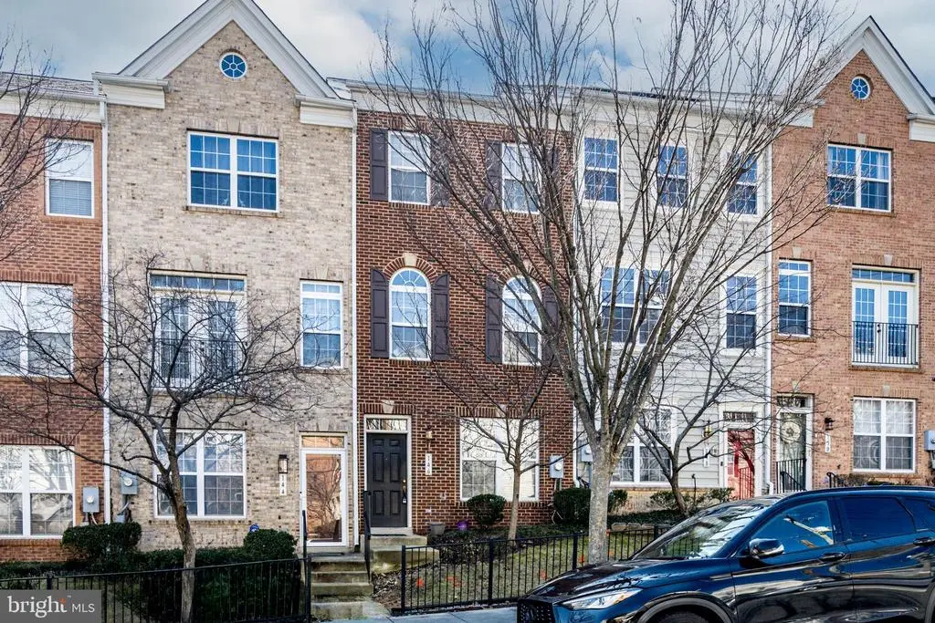 146 Sw Danbury St Sw, WASHINGTON