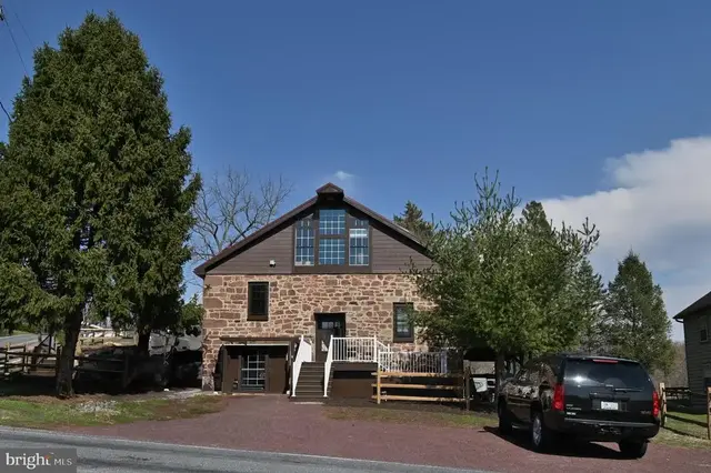 1700 Texter Mountain Rd, Reinholds