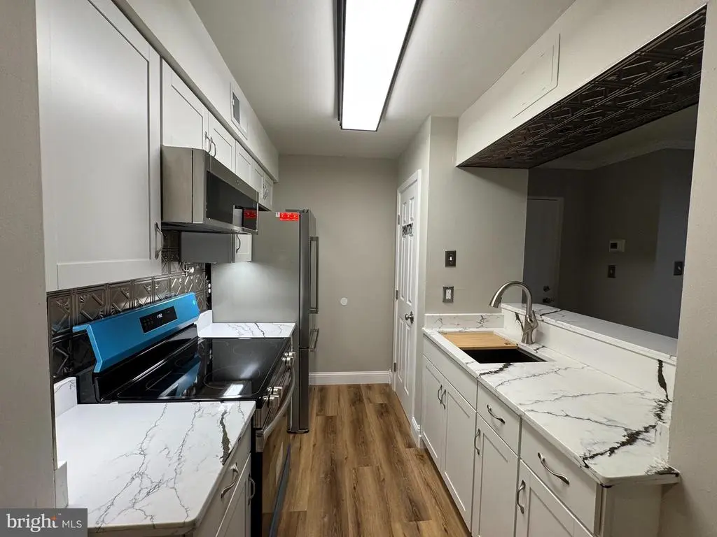 5812 Royal Ridge Dr #c, SPRINGFIELD