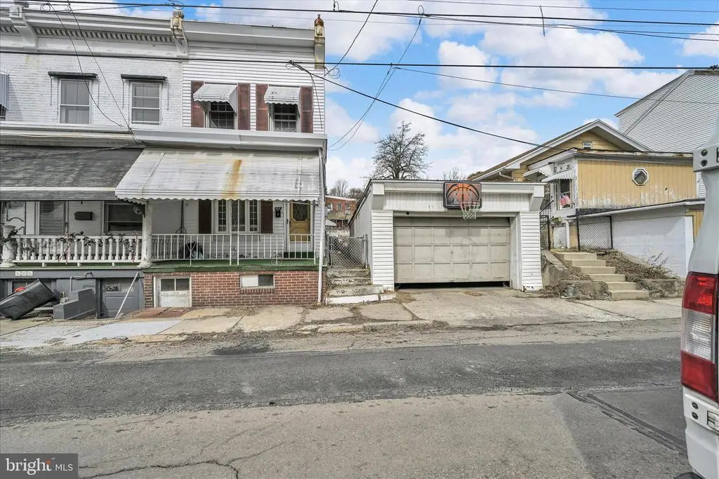 606-604 Fairview St, POTTSVILLE