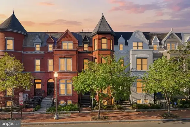 941 Westminster St Nw, Washington