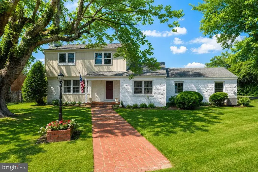 7 Hatsawap Rd, CAMBRIDGE
