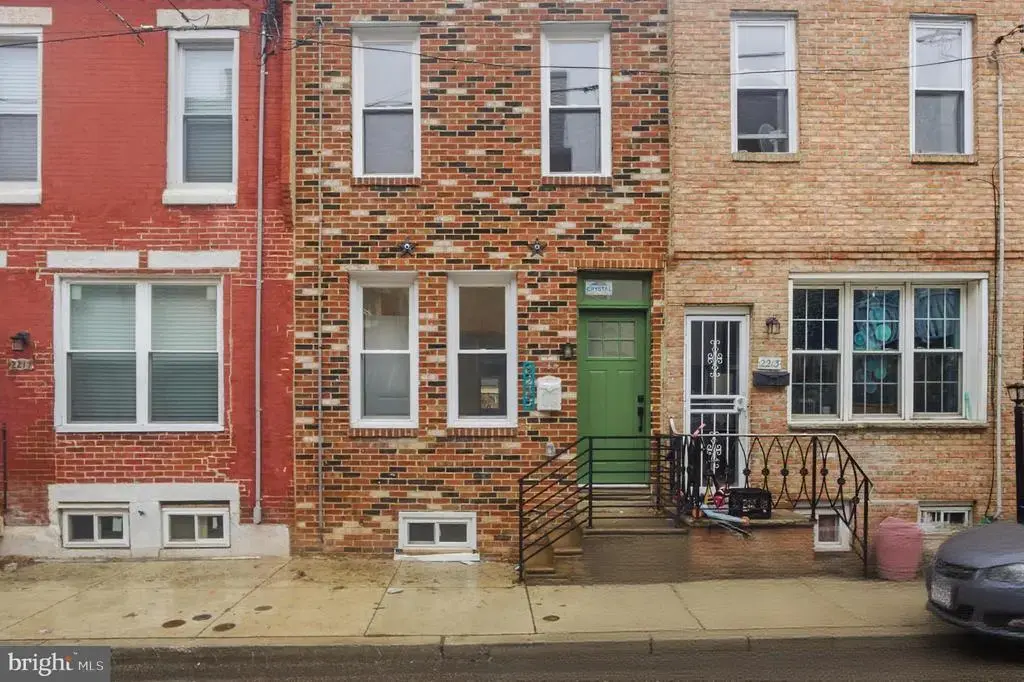 2215 Earp St, PHILADELPHIA