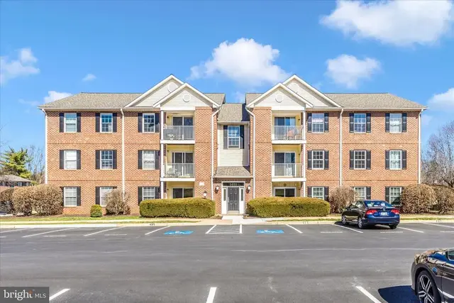 3855 Shadywood Dr #1a, Jefferson