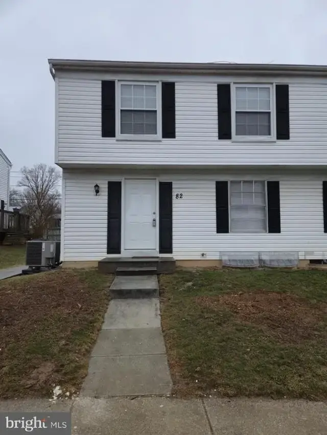 82 Ewing Dr #a, Reisterstown