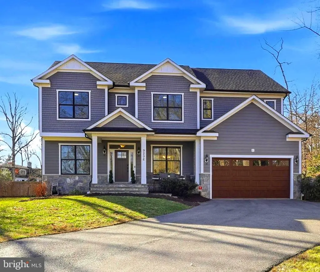 9206 Fernwood Rd, BETHESDA