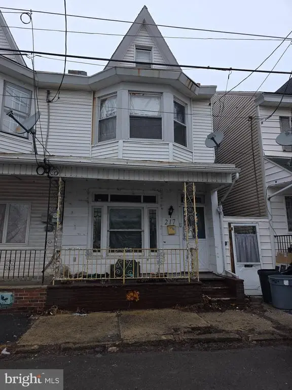 217 W Cherry St, SHENANDOAH