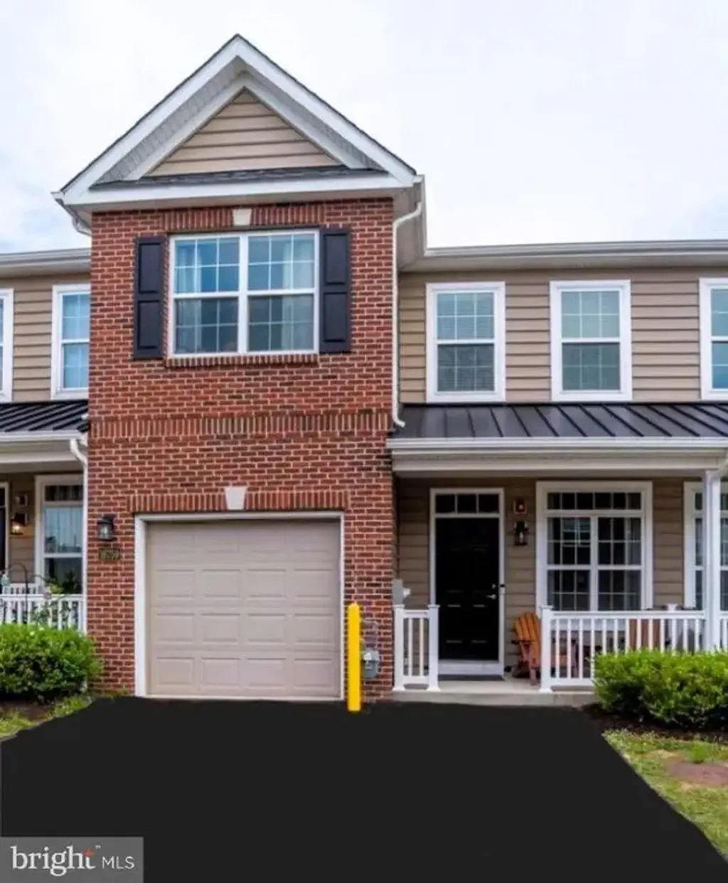16759 River View Cir, BRISTOL