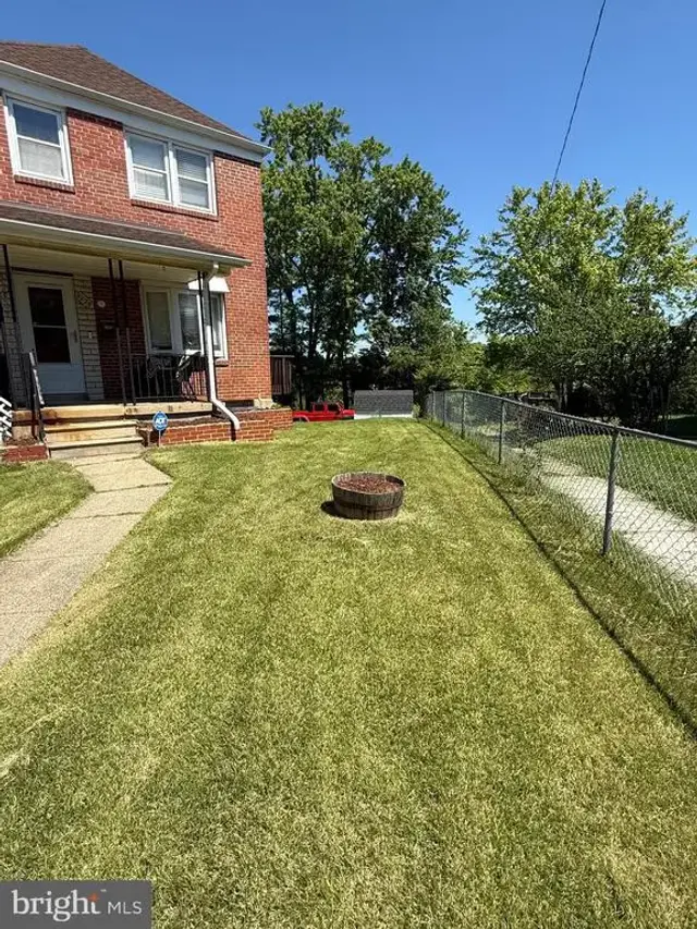 2235 Hawthorne Rd, Baltimore