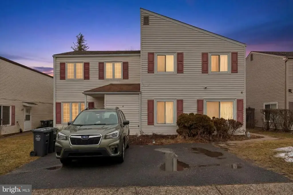 6 Pennington Ln, QUAKERTOWN