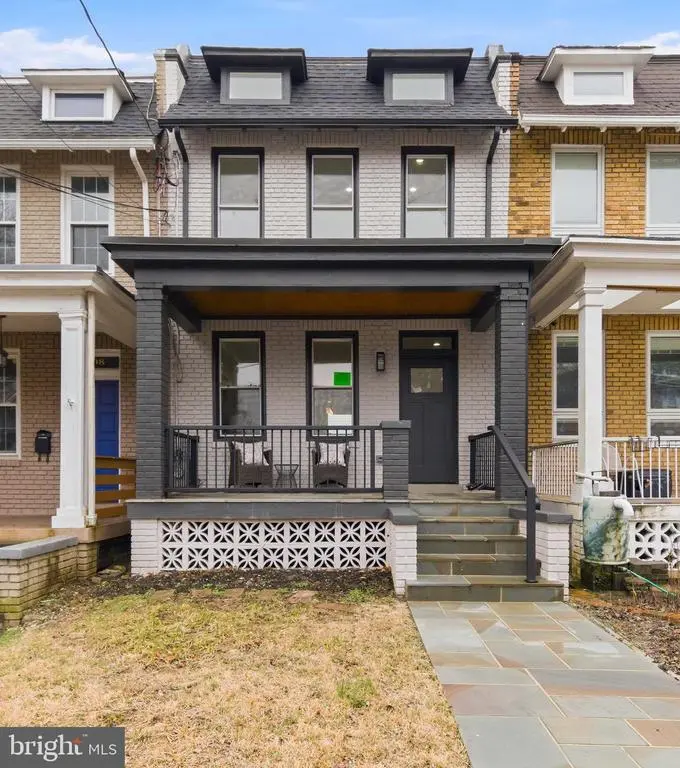 810 Madison St Nw, WASHINGTON