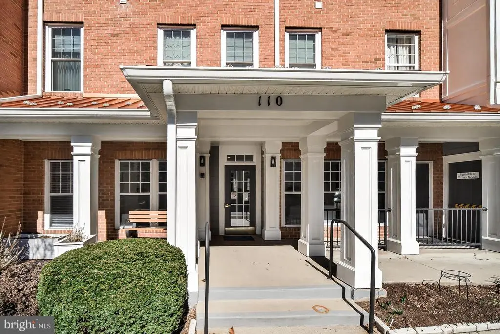 110 Chevy Chase St #301, Gaithersburg