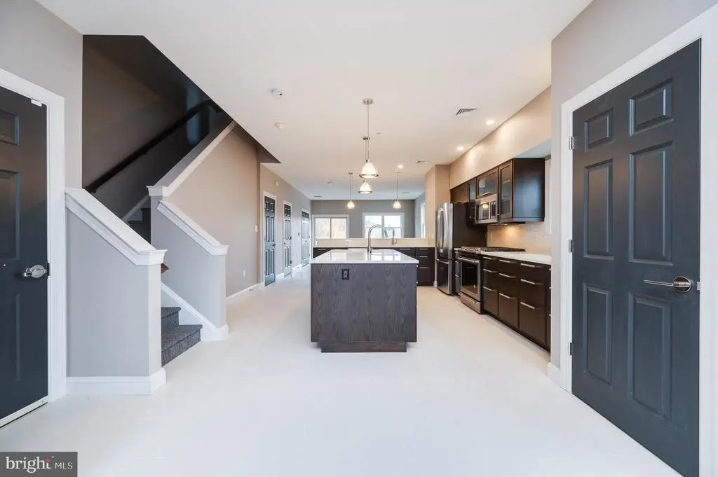 1020-b Penn St, READING