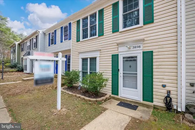 3898 Light Arms Pl, Waldorf