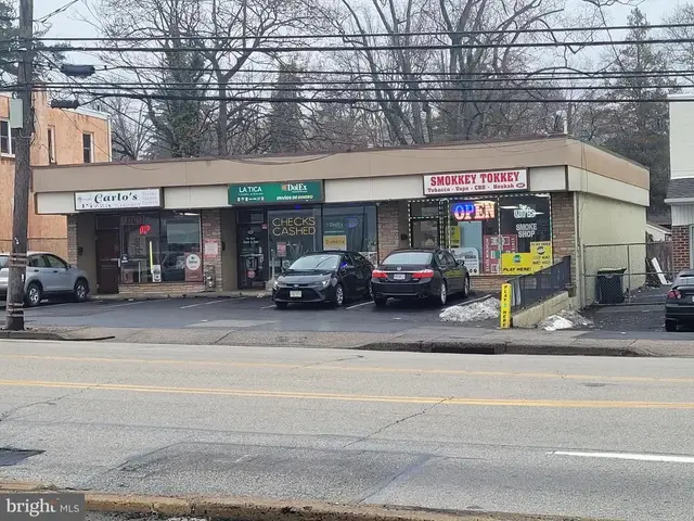407 W Moreland Rd, Willow Grove