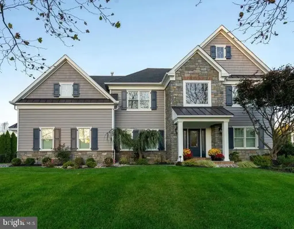 33 Bittersweet Dr, DOYLESTOWN