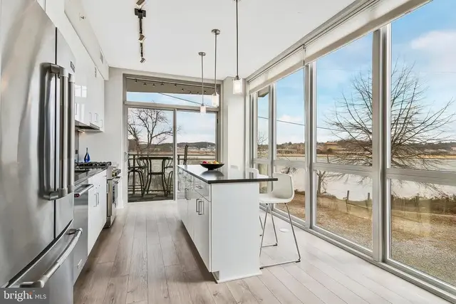 88 V St Sw #201, Washington