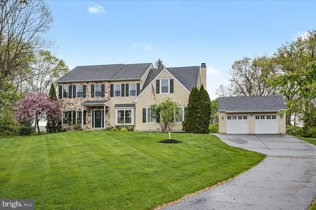 275 Alyssa Ln, Doylestown