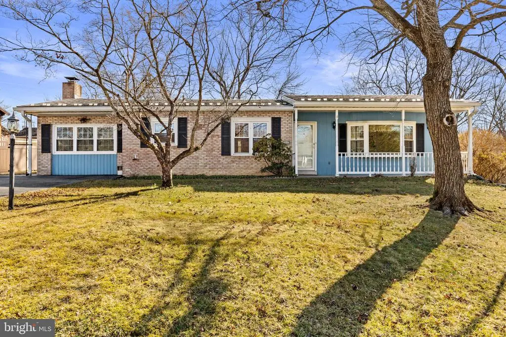 1443 Wanda Ln, Harrisburg